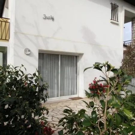 House Iraty *
