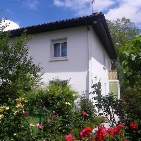 House Iraty